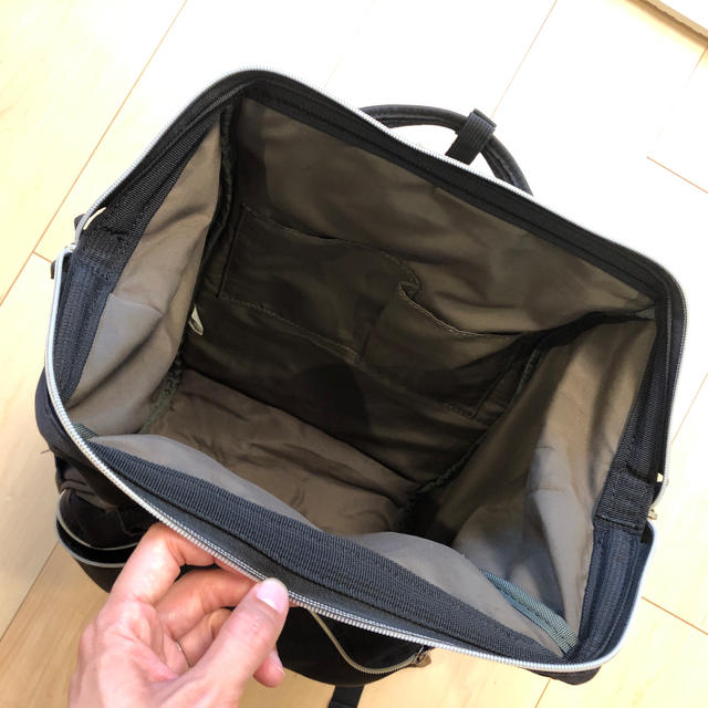 anello(アネロ)のanello リュック 黒 レディースのバッグ(リュック/バックパック)の商品写真