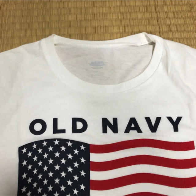 Old Navy(オールドネイビー)のオールドネイビー 国旗 Tシャツ M メンズのトップス(Tシャツ/カットソー(半袖/袖なし))の商品写真