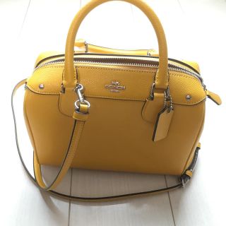 コーチ(COACH)のcoach 新品、未使用 ショルダー ハンドバック 黄(ハンドバッグ)