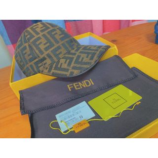 フェンディ(FENDI)のFENDIキャップ(キャップ)