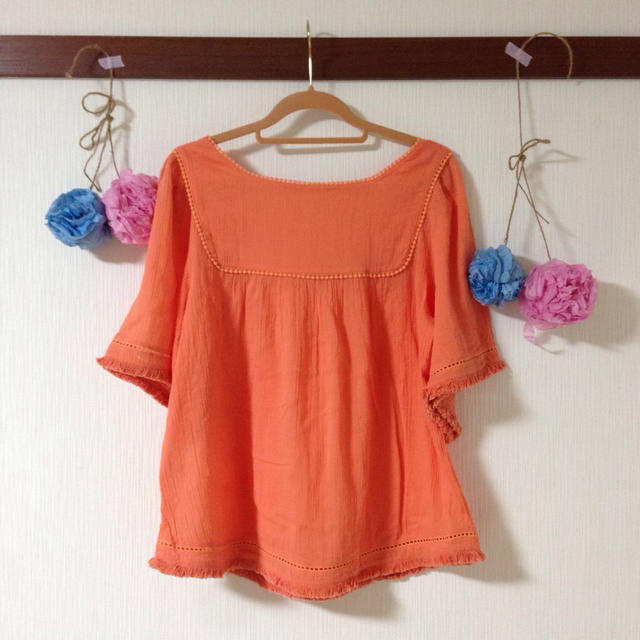 刺繍オレンジトップス★☆★ レディースのトップス(カットソー(半袖/袖なし))の商品写真