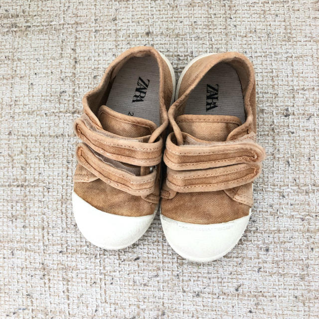 ZARA KIDS(ザラキッズ)のZARA kids  ムラ染めスニーカー キッズ/ベビー/マタニティのベビー靴/シューズ(~14cm)(スニーカー)の商品写真