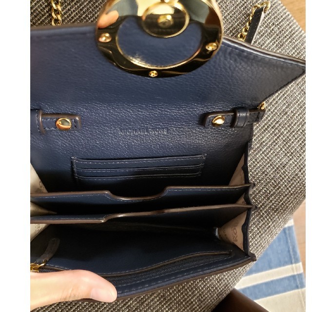 Michael Kors(マイケルコース)のMICHAEL KORSチェーンbag☺️ レディースのバッグ(ショルダーバッグ)の商品写真