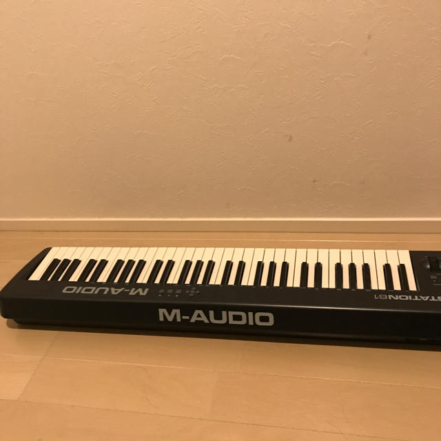 M-AUDIO KEYSTATION61  楽器の鍵盤楽器(キーボード/シンセサイザー)の商品写真