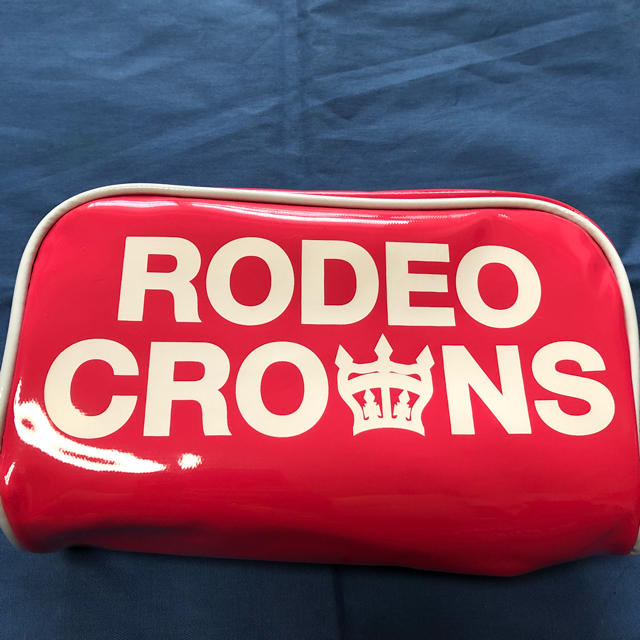 RODEO CROWNS(ロデオクラウンズ)の未使用ロデオクラウンロゴビニールポーチ レディースのファッション小物(ポーチ)の商品写真