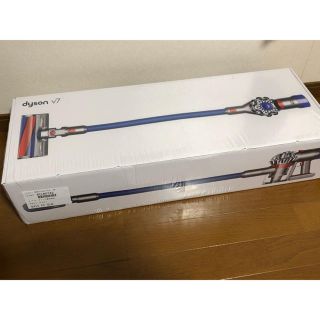 Dyson 新品 Dyson V7 Fluffy オンラインモデル Sv11 Ff Olbの通販 By Halhal6667 S Shop ダイソンならラクマ