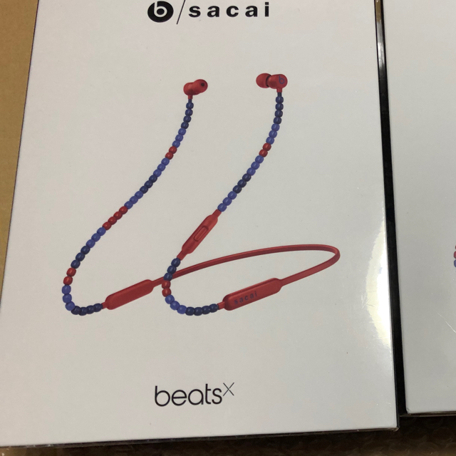 sacai(サカイ)の BeatsXイヤフォン - sacai Special Edition  スマホ/家電/カメラのオーディオ機器(ヘッドフォン/イヤフォン)の商品写真