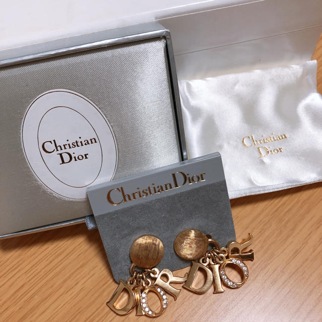 Christian Dior(クリスチャンディオール)のCs様専用 レディースのアクセサリー(イヤリング)の商品写真