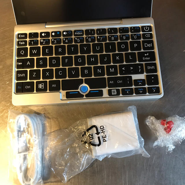 GPD POCKET 初代