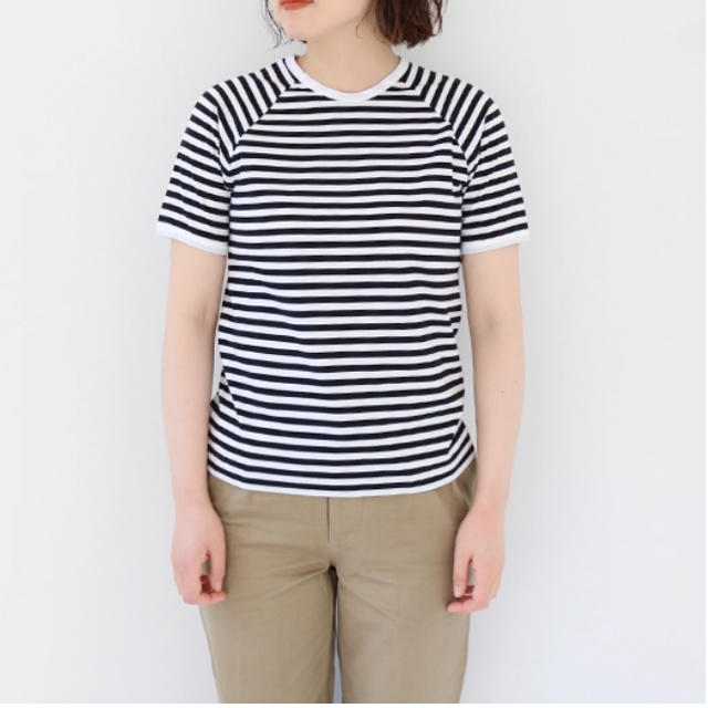 YAECA(ヤエカ)のcharpentier de vaisseau Tシャツ 新品 レディースのトップス(Tシャツ(半袖/袖なし))の商品写真