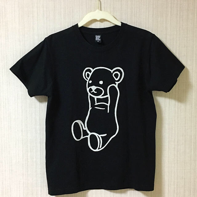 Design Tshirts Store graniph(グラニフ)のグラニフ  黒Tシャツクマ レディースのトップス(Tシャツ(半袖/袖なし))の商品写真