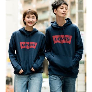 リーバイス(Levi's)のLevi's バットウィングプルオーバーフーディー ネイビー(パーカー)