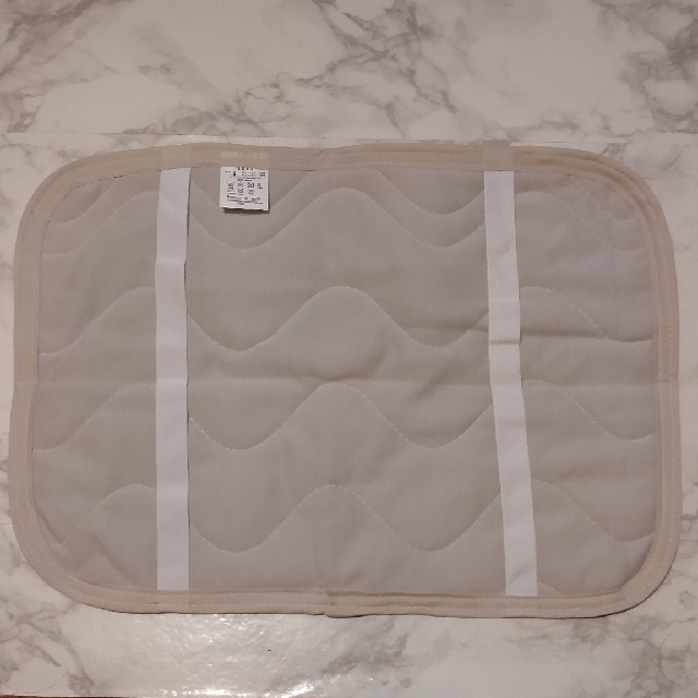 接触冷感 枕パット 35㎝×50㎝ インテリア/住まい/日用品の寝具(シーツ/カバー)の商品写真