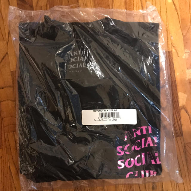 Anti Social Social Club Beverly BlackTee メンズのトップス(Tシャツ/カットソー(半袖/袖なし))の商品写真