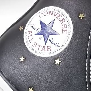 コンバース(CONVERSE)の
定価1.2万!限定希少コンバースハイ高級本革レザースニーカー人気黒白！


(スニーカー)