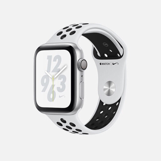 アップルウォッチ(Apple Watch)のApple Watch アップルウォッチ series4 ナイキモデル(腕時計(デジタル))