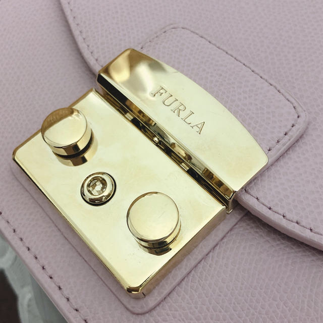 Furla(フルラ)のフルラ メトロポリス カメリアピンク レディースのバッグ(ショルダーバッグ)の商品写真