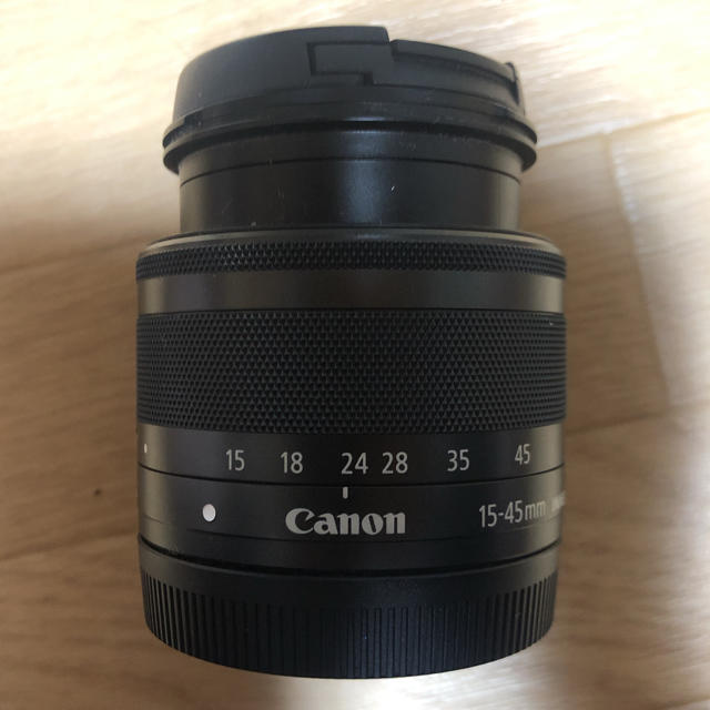 Canon(キヤノン)のEF-M15-45mm F3.5-6.3 IS STM 標準ズームレンズ スマホ/家電/カメラのカメラ(レンズ(ズーム))の商品写真