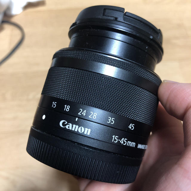 Canon(キヤノン)のEF-M15-45mm F3.5-6.3 IS STM 標準ズームレンズ スマホ/家電/カメラのカメラ(レンズ(ズーム))の商品写真