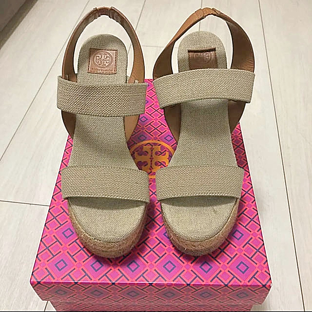 高品質新作】 Tory Burch - 美品Tory Burch☆ウエッジサンダル 値下げ