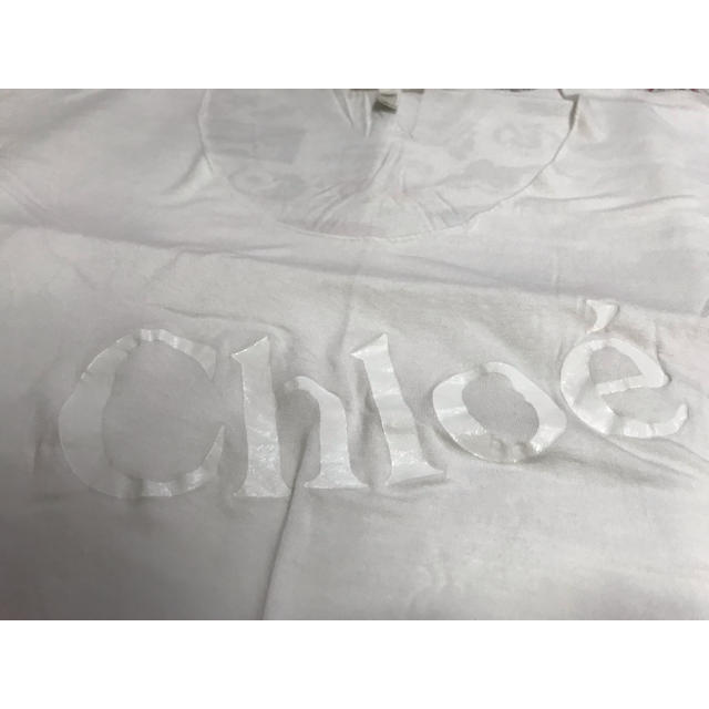 Chloe(クロエ)のchloe クロエ 白ロゴプリント トップス Tシャツ レディースのトップス(Tシャツ(半袖/袖なし))の商品写真