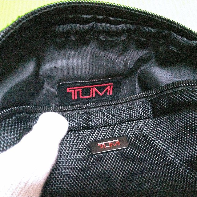 TUMI(トゥミ)のrina様専用 TUMI for DELTA デルタ航空アメニティポーチ インテリア/住まい/日用品の日用品/生活雑貨/旅行(旅行用品)の商品写真