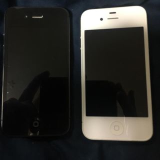 アイフォーン(iPhone)のiPhone4.4s(携帯電話本体)