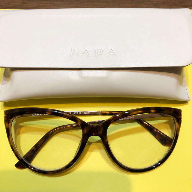 ZARA(ザラ)のザラ  伊達メガネ レディースのファッション小物(サングラス/メガネ)の商品写真