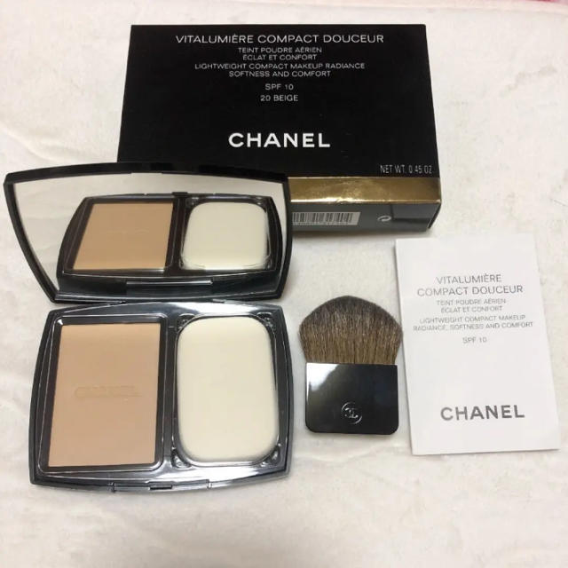 CHANEL シャネルパウダリーファンデーション