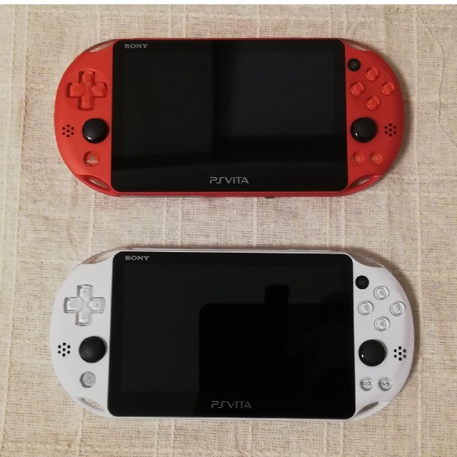 ☆★新品未使用品☆★PSVITA PCH-2000 ZA22 ZA26