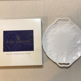 ロイヤルドルトン(Royal Doulton)の【未使用】Royal Doulton ロイヤルドルトン ミントン 大皿(食器)