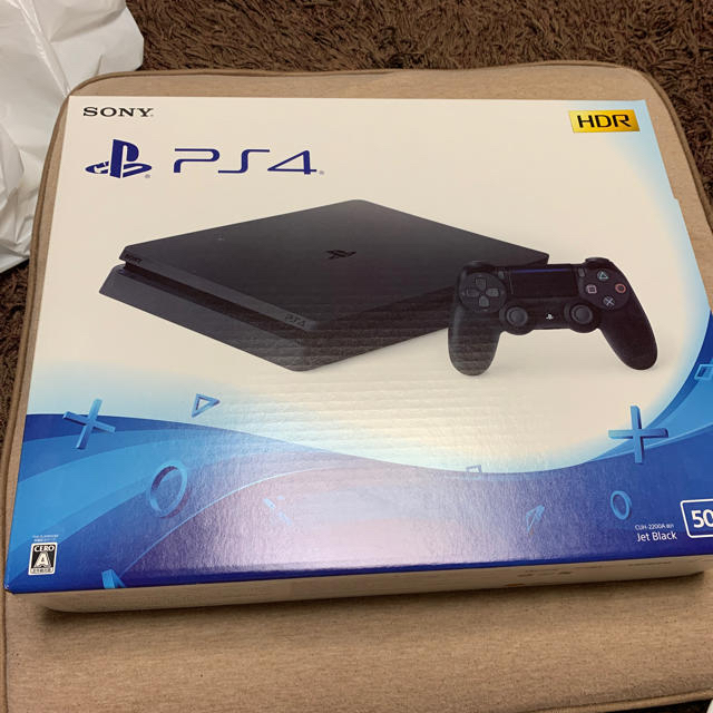 PlayStation4(プレイステーション4)のPS4 500GB CUH-2200AB01 エンタメ/ホビーのゲームソフト/ゲーム機本体(家庭用ゲーム機本体)の商品写真