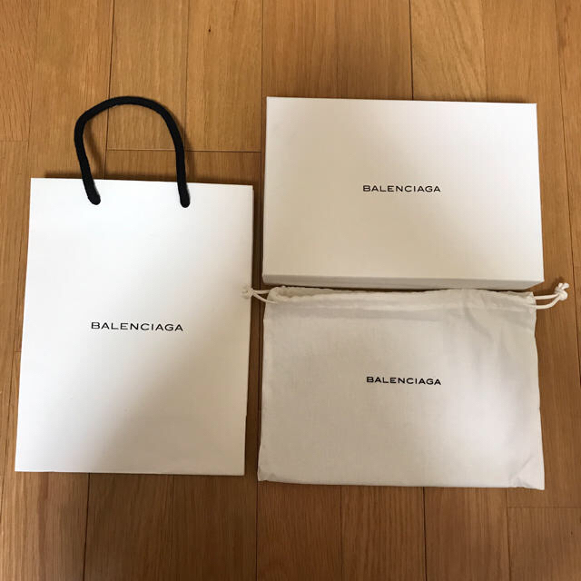 Balenciaga(バレンシアガ)のBALENCIAGA 財布 箱セット 紙袋付き レディースのバッグ(ショップ袋)の商品写真