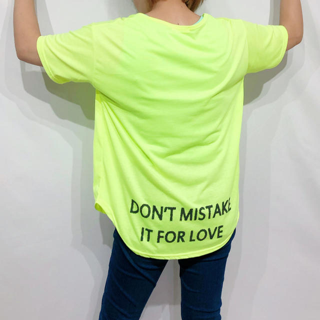 韓国デザイン オーバーサイズTシャツ 文字プリント イエロー レディースのトップス(Tシャツ(半袖/袖なし))の商品写真