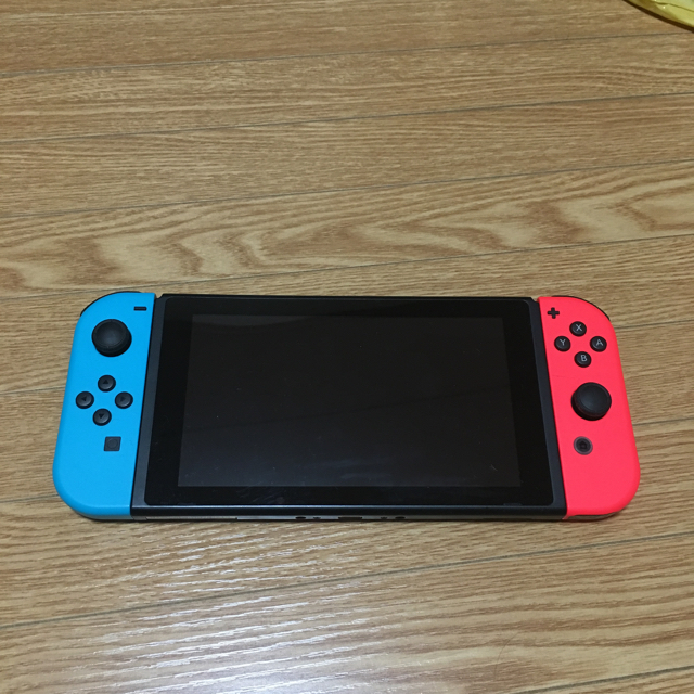 任天堂(ニンテンドウ)の任天堂switch スマブラソフト スプラトゥーンソフトセット エンタメ/ホビーのゲームソフト/ゲーム機本体(家庭用ゲーム機本体)の商品写真