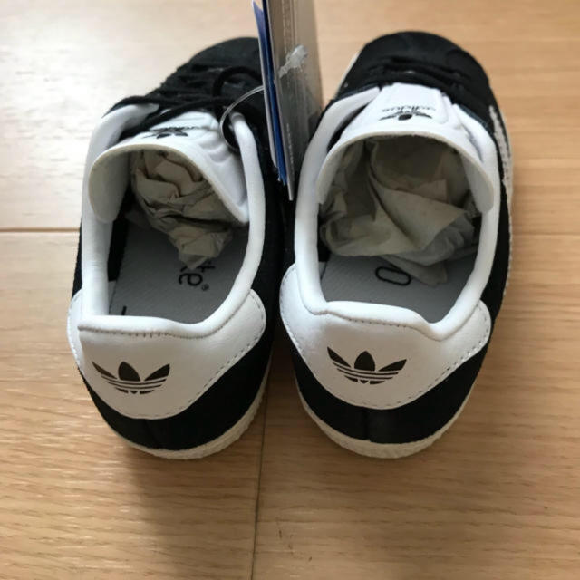 adidas(アディダス)の★新品★アディダス★ガゼル★キッズ★14.5 キッズ/ベビー/マタニティのベビー靴/シューズ(~14cm)(スニーカー)の商品写真