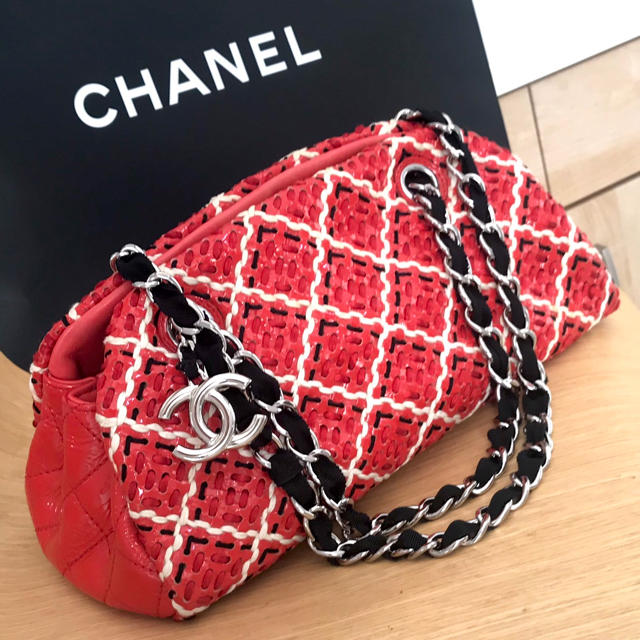 CHANEL(シャネル)の【ご専用品】CHANEL バッグ/チェーン ショルダーバッグ レディースのバッグ(ショルダーバッグ)の商品写真