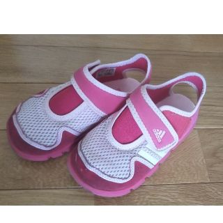 アディダス(adidas)のアディダス 女の子 キッズサンダル(サンダル)