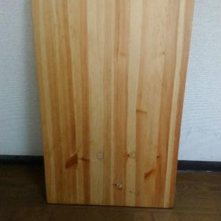 ムジルシリョウヒン(MUJI (無印良品))のパイン材ローテーブル・折りたたみ式　幅８０×奥行５０×高さ３５ｃｍ (ローテーブル)