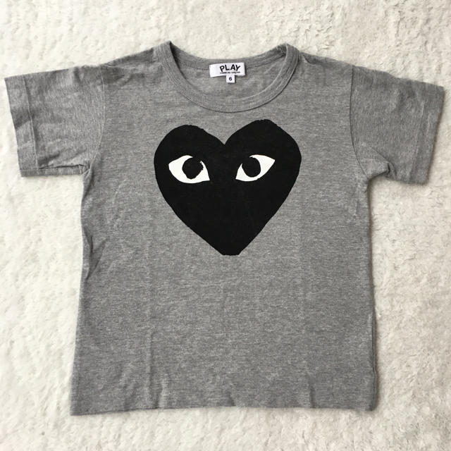 COMME des GARCONS(コムデギャルソン)の美品 コムデギャルソン play Tシャツ kids キッズ  キッズ/ベビー/マタニティのキッズ服男の子用(90cm~)(Tシャツ/カットソー)の商品写真