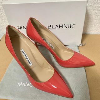 マノロブラニク(MANOLO BLAHNIK)の新品未使用☆マノロブラニクBBエナメルパンプス(ハイヒール/パンプス)