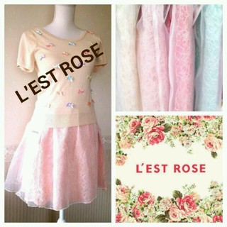 レストローズ(L'EST ROSE)の新品タグ付 L'EST ROSEスカート(ひざ丈スカート)