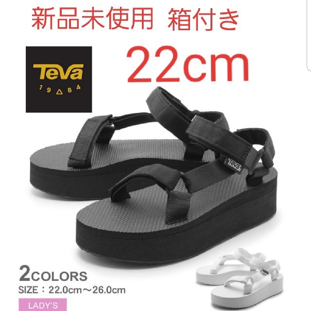 Teva(テバ)の新品★TEVA Flatform Universal 厚底 サンダル 22cm レディースの靴/シューズ(サンダル)の商品写真