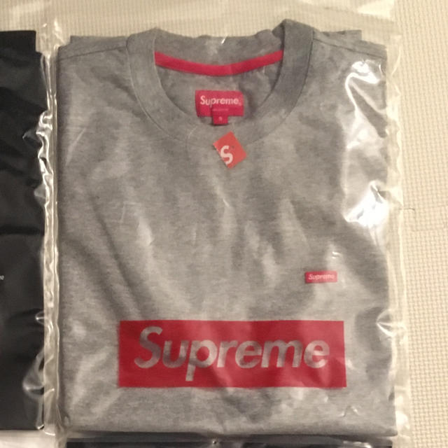 Supreme(シュプリーム)の新品 正規品 Supreme small box logo tee シュプリーム メンズのトップス(Tシャツ/カットソー(半袖/袖なし))の商品写真