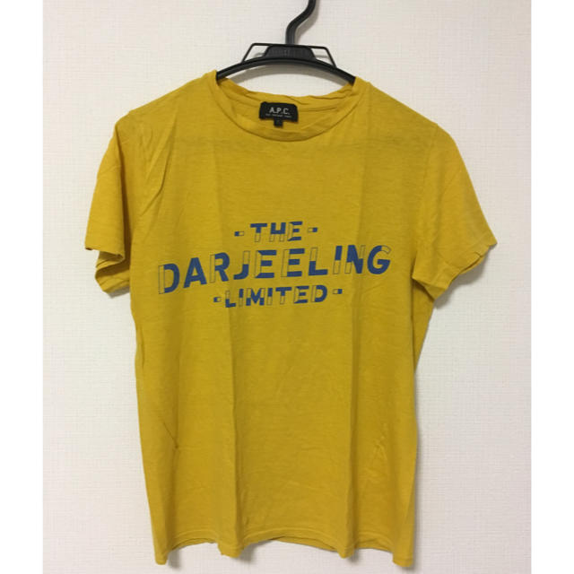 A.P.C(アーペーセー)のA.P.C Darjeeling LIMITEDコラボTシャツ イエロー メンズのトップス(Tシャツ/カットソー(半袖/袖なし))の商品写真