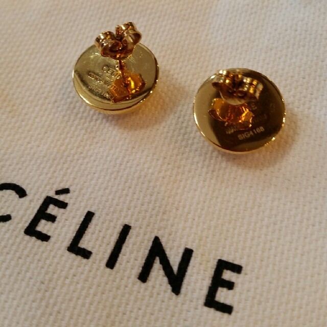 celine(セリーヌ)のセリーヌ　金色ピアス レディースのアクセサリー(ピアス)の商品写真