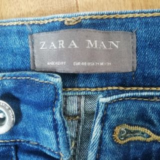 ザラ(ZARA)のZARA　ダメージスキニーパンツ　EUR 40(デニム/ジーンズ)