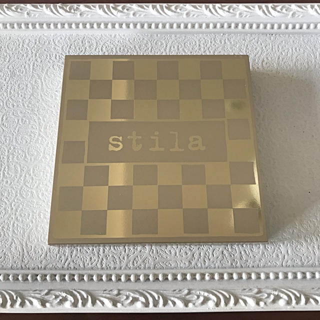 stila(スティラ)の新品未使用★stilaスティラ★12色アイシャドウ コスメ/美容のベースメイク/化粧品(アイシャドウ)の商品写真