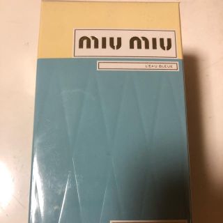 ミュウミュウ(miumiu)のMiuMiu ローブルー 100ml 蕾さん専用(香水(女性用))