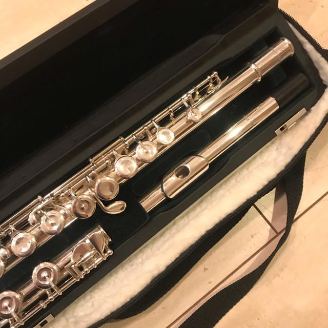 年末のプロモーション大特価！ Pearl PF-525 パールフルート Flute 管楽器
